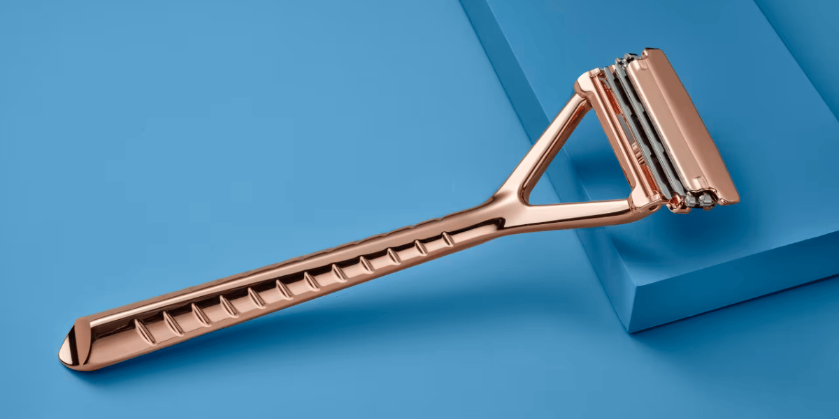 a Leaf razor on display